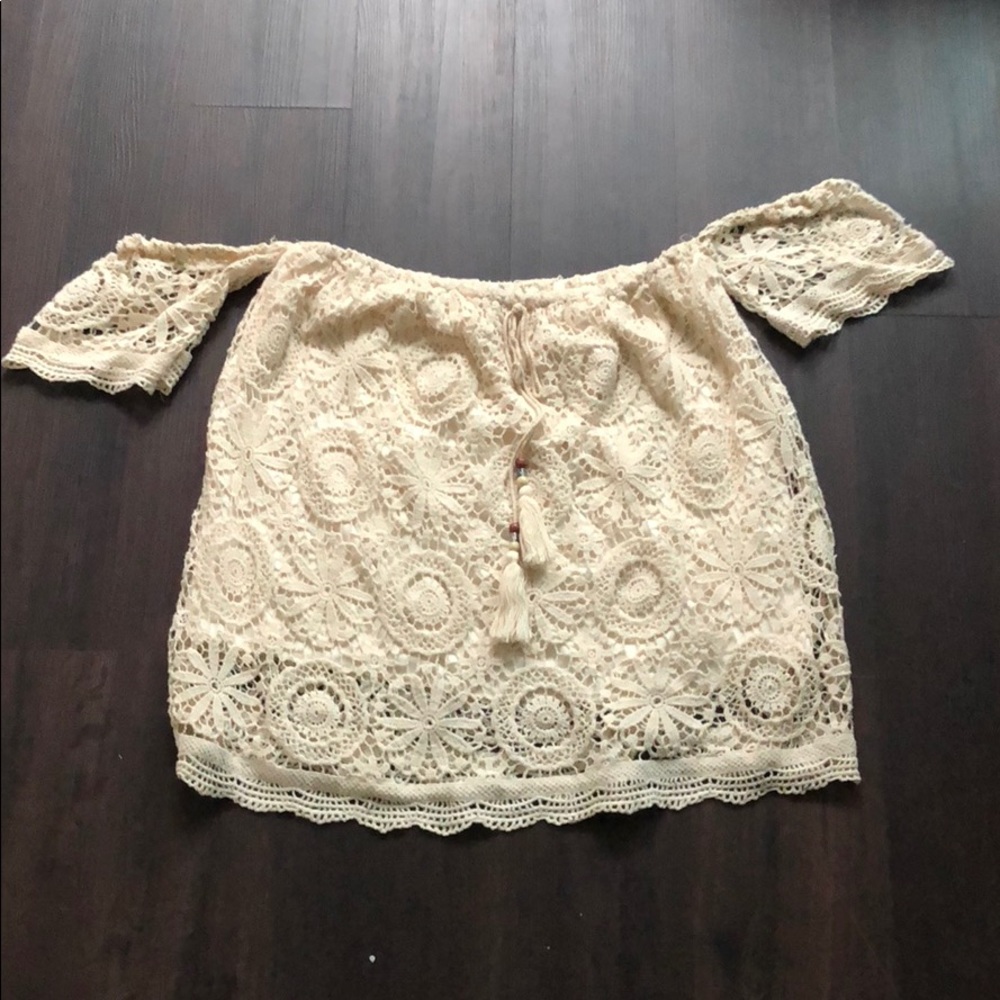 *SOLD* Off the shoulder Boho-chic Top
